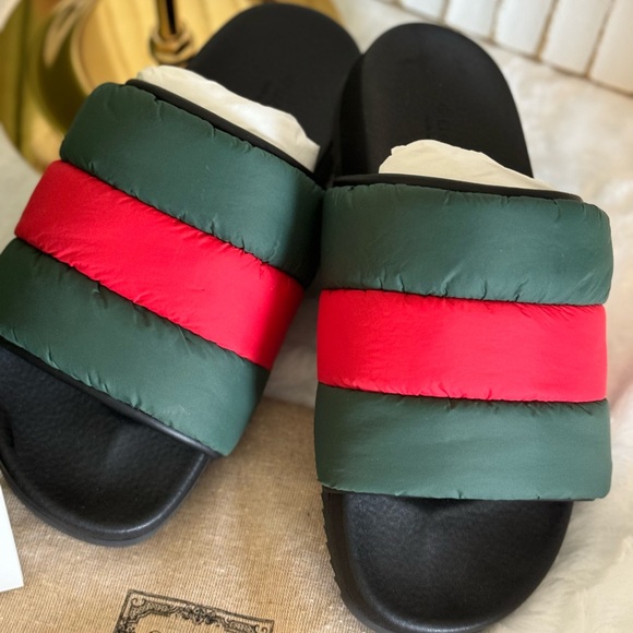 NWT. Women’s Gucci Sideline Puffer Web Slide! - Picture 3 of 4